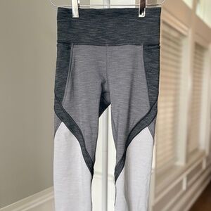 Lululemon Run Inspire Crop Leggings Tri Color Double Pocket Size 2